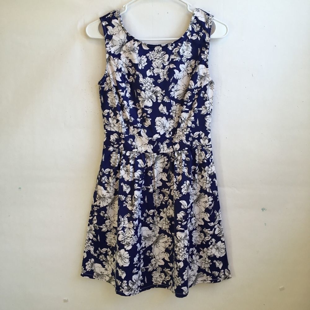 NEW WITH TAGS ERGUO MINTYGOGO DRESS‎